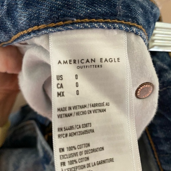 American Eagle size 0. Cute denim! - Picture 3 of 3